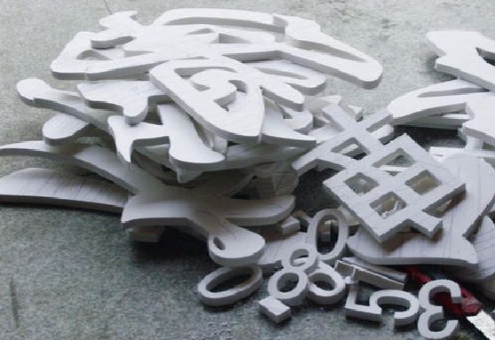 {sitrName}PVC字设计有什么独特的优势？